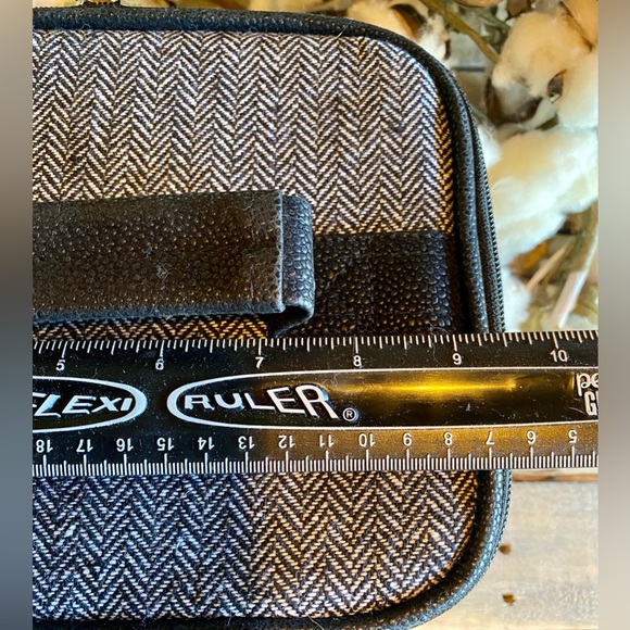 🌸Initials, Inc Train Case (J) 🌸 NWOT - Picture 9 of 11